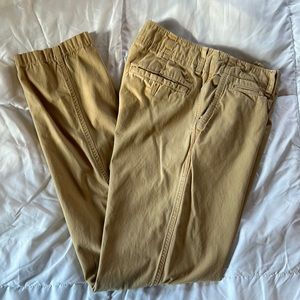 Men’s American Eagle khakis. Original straight fit, 30 x 34